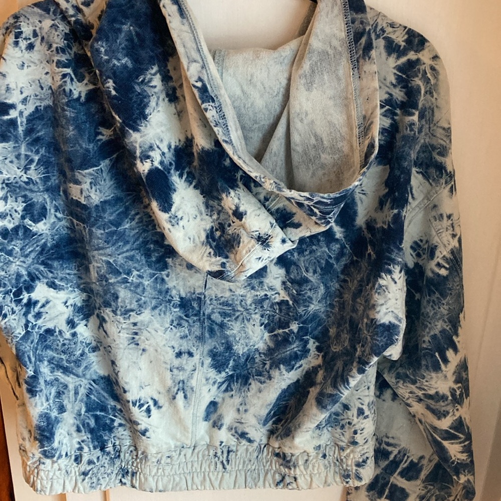 Blank NYC Tie Dye Hoodie NWT - Picture 4 of 4